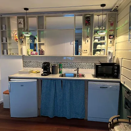 Apartment Het Kraaienest Zaandam